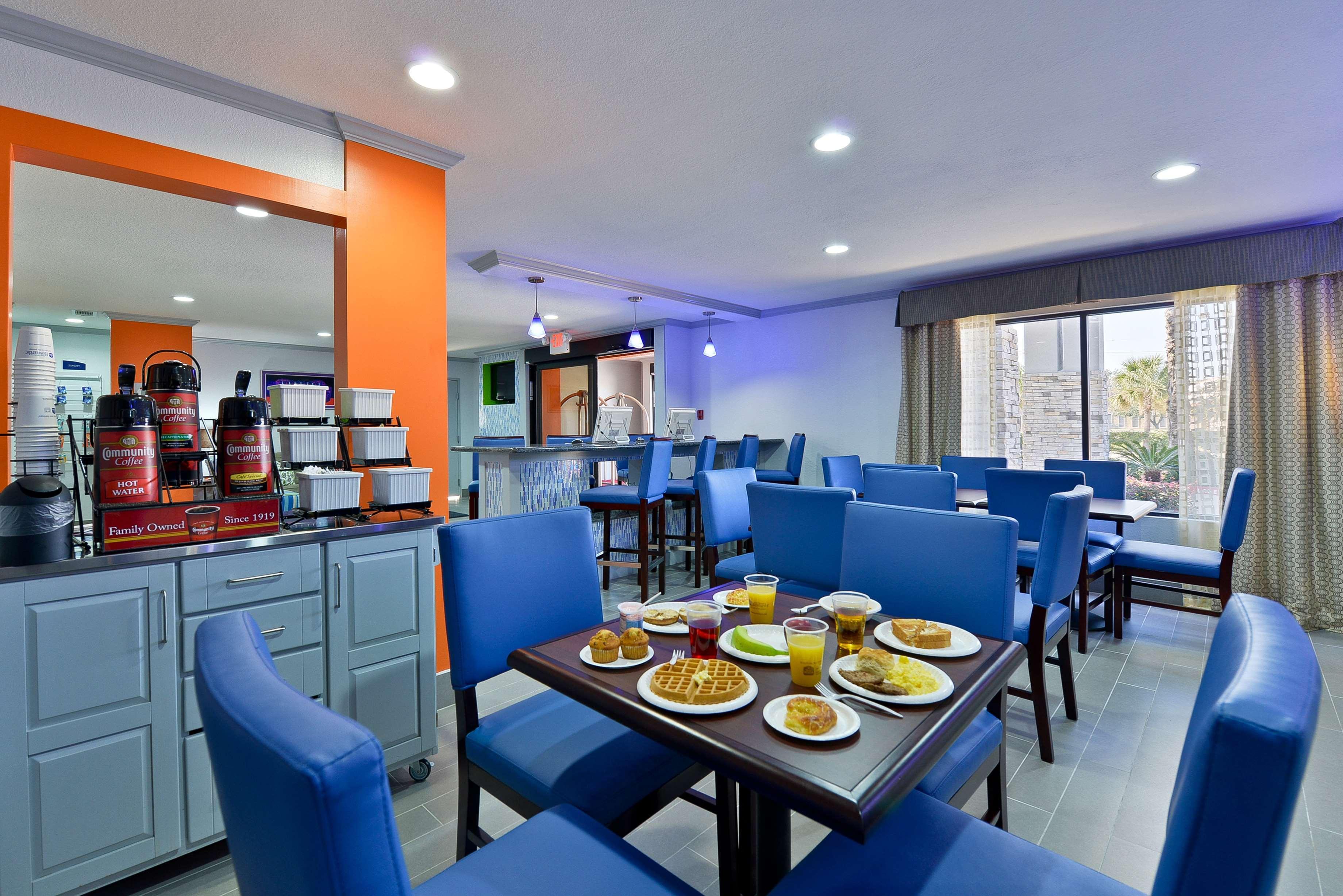 Best Western Plus Orange County Vidor Екстериор снимка